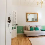 Castelo Premium By Homing Lisboa